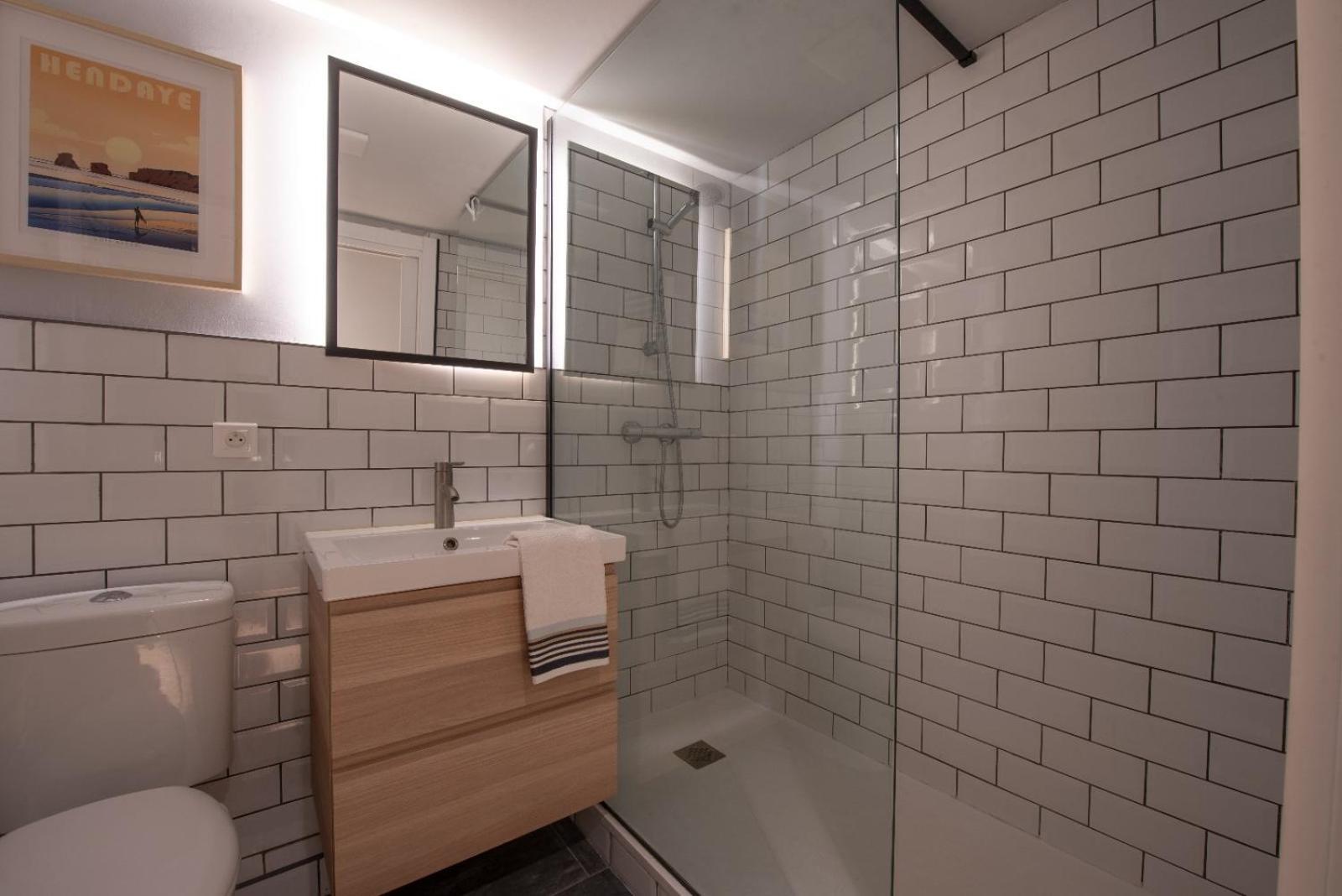 Apartment Havre De Paix, Parking, Wifi, Draps Et Servilletes, Inclus Urrugne